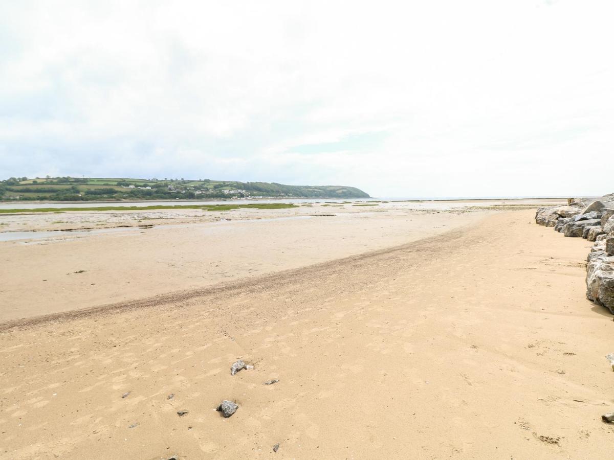 The Beach Shack Carmarthen Buitenkant foto